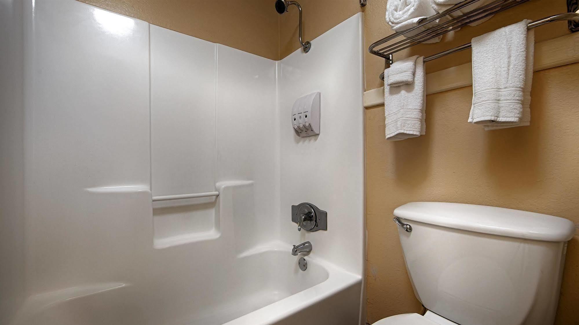 Surestay Hotel By Best Western Zapata Habitación foto